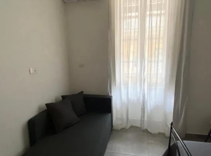 לינה וארוחת בוקר Casa Manfredi נאפולי